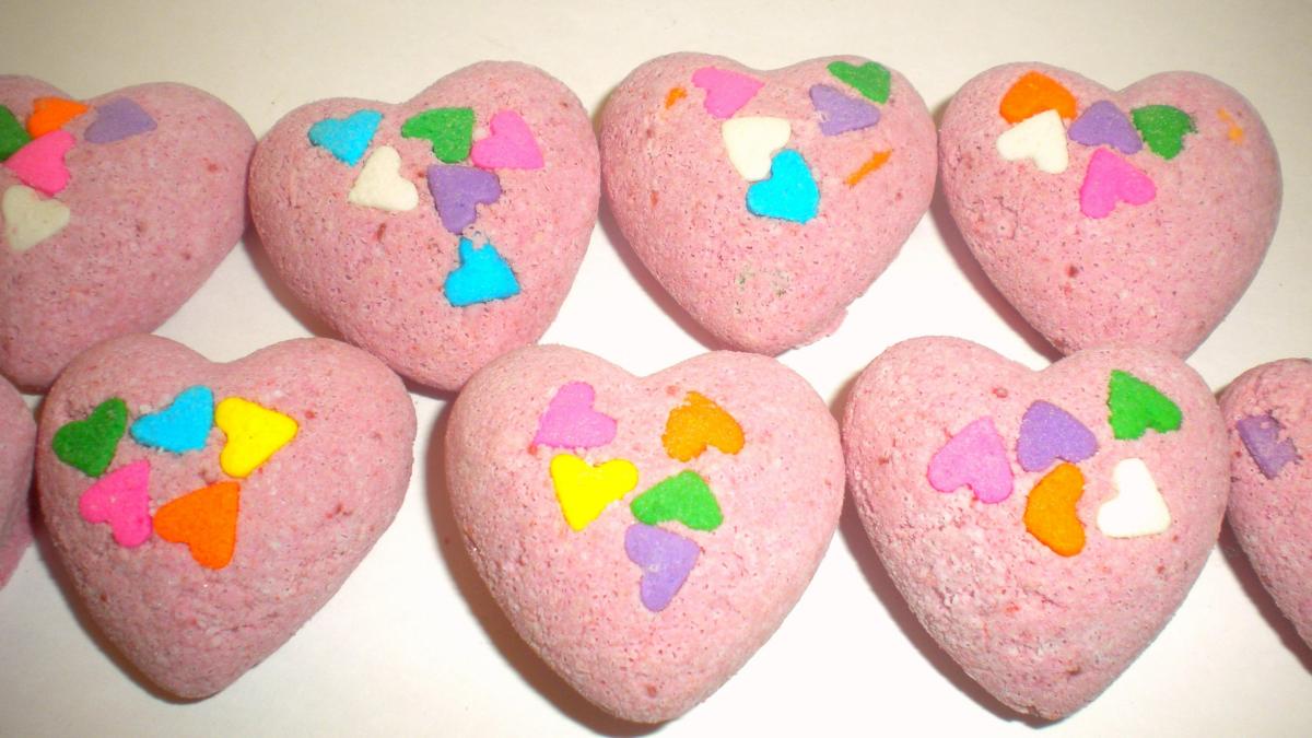 Bath Bombs - Hearts - Pink Hearts - Polynesian Red Scented - Bath Fizzies - Valentine's Day - Party Favors - Bridal Showers